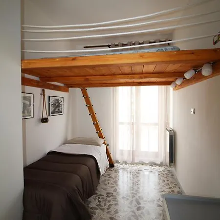 Bed & Breakfast Altomare *